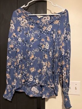 Lucky Brand Dusty Blue Floral V-Neck Blouse